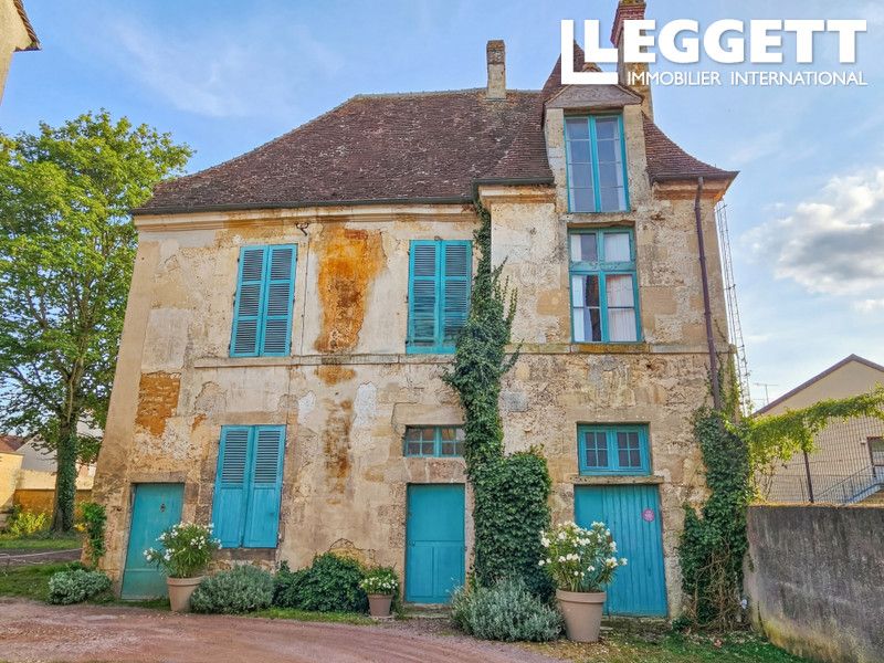 Property photo 1 of 10