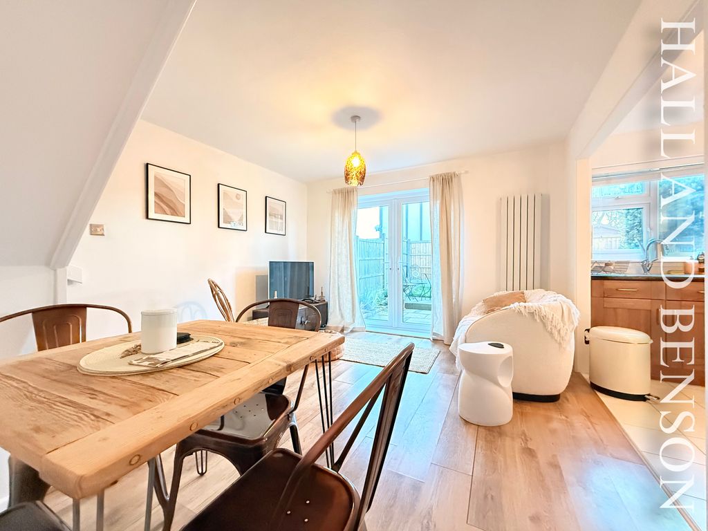 Property photo 1 of 16 Image