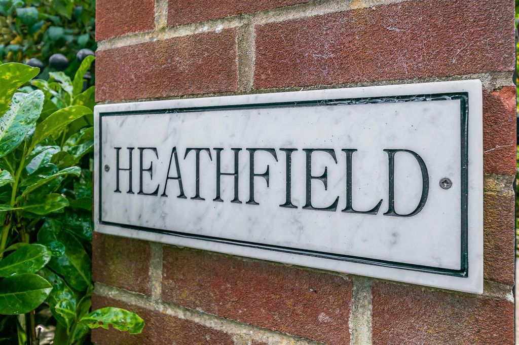 Property photo 3 of 29 Heathfield -4.Jpg
