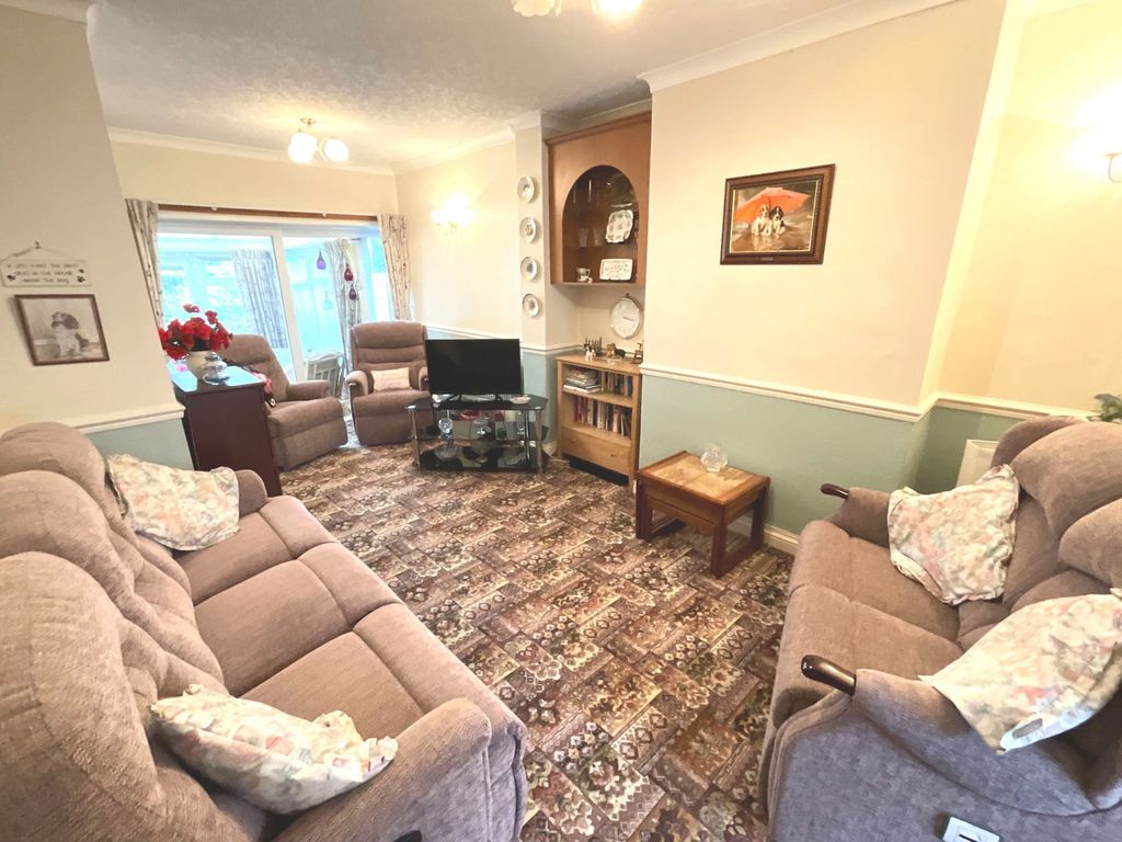 Property photo 3 of 15