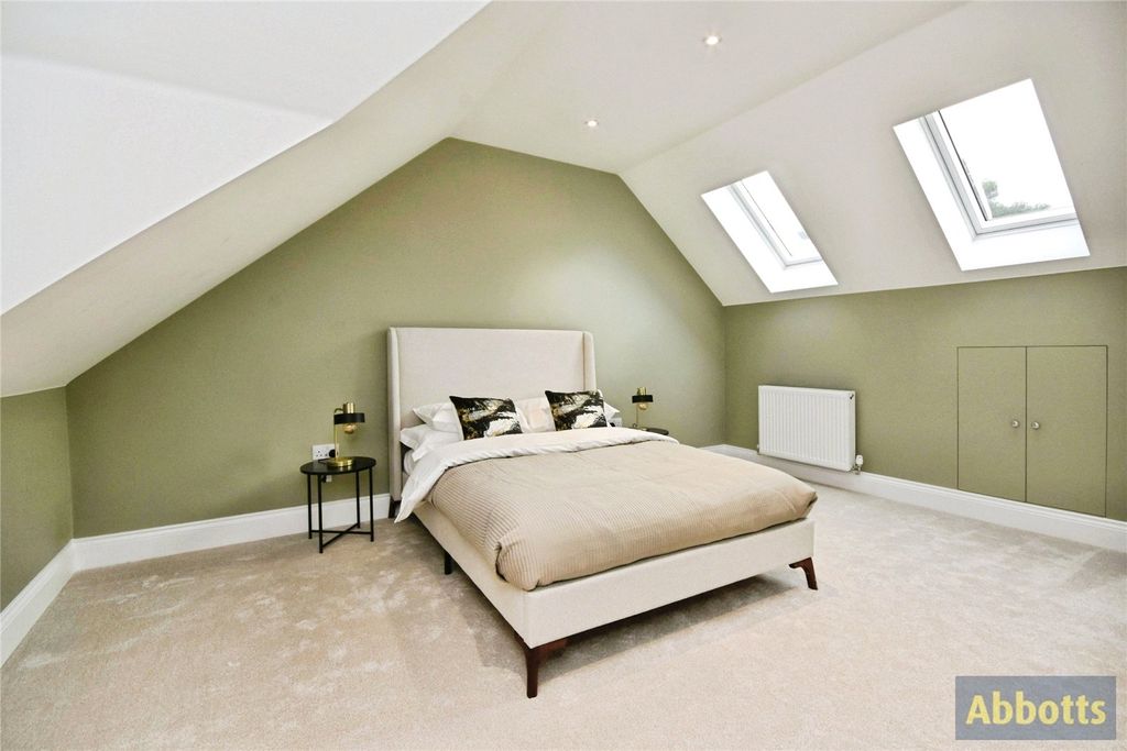 Property photo 3 of 16 Picture No. 29