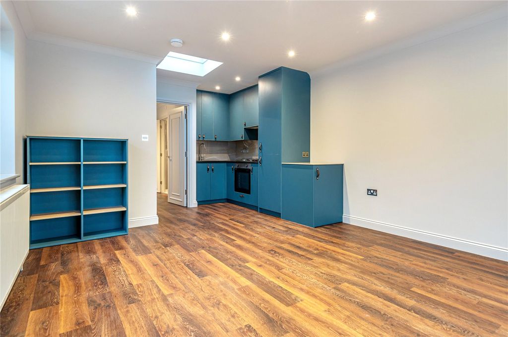Property photo 1 of 7 Picture No. 01