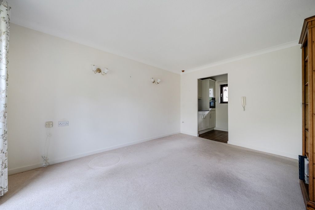 Property photo 3 of 15 1469710-11-6A1Ef6...