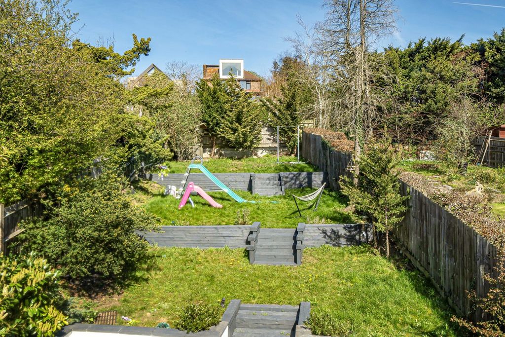 Property photo 3 of 19 1435781-10-69c534...