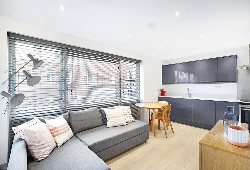 Property photo 1 of 10 Picture No. 07