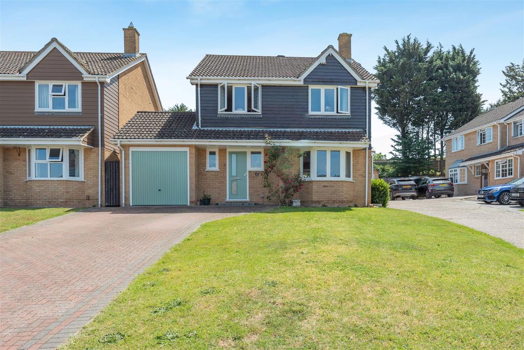 Property photo 1 of 20 8692531-Exterior07.Jpg