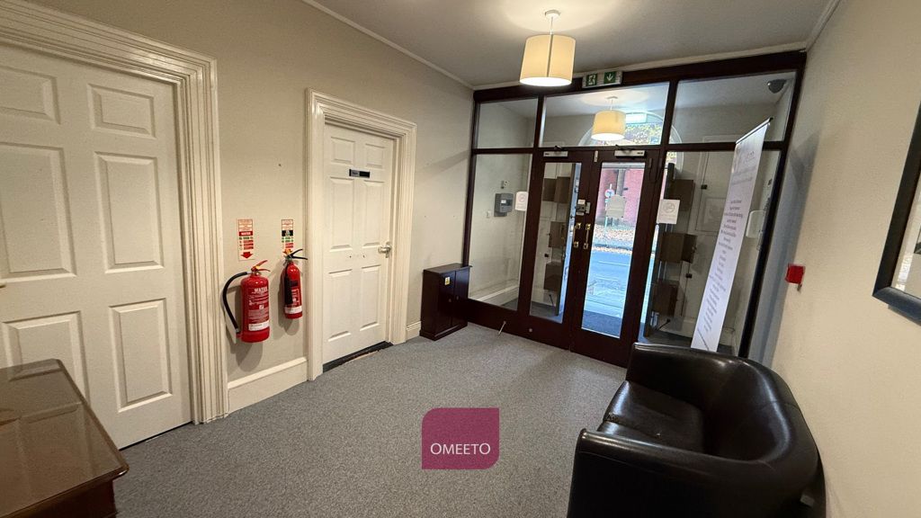 Property photo 3 of 4 Shared Entrance