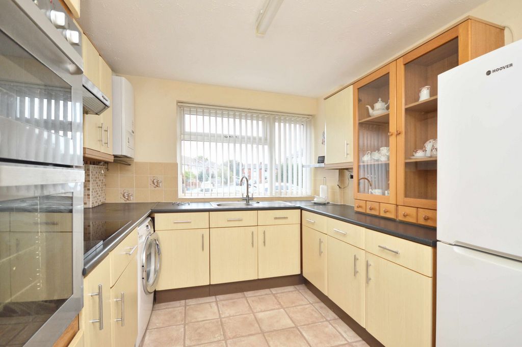 Property photo 3 of 15