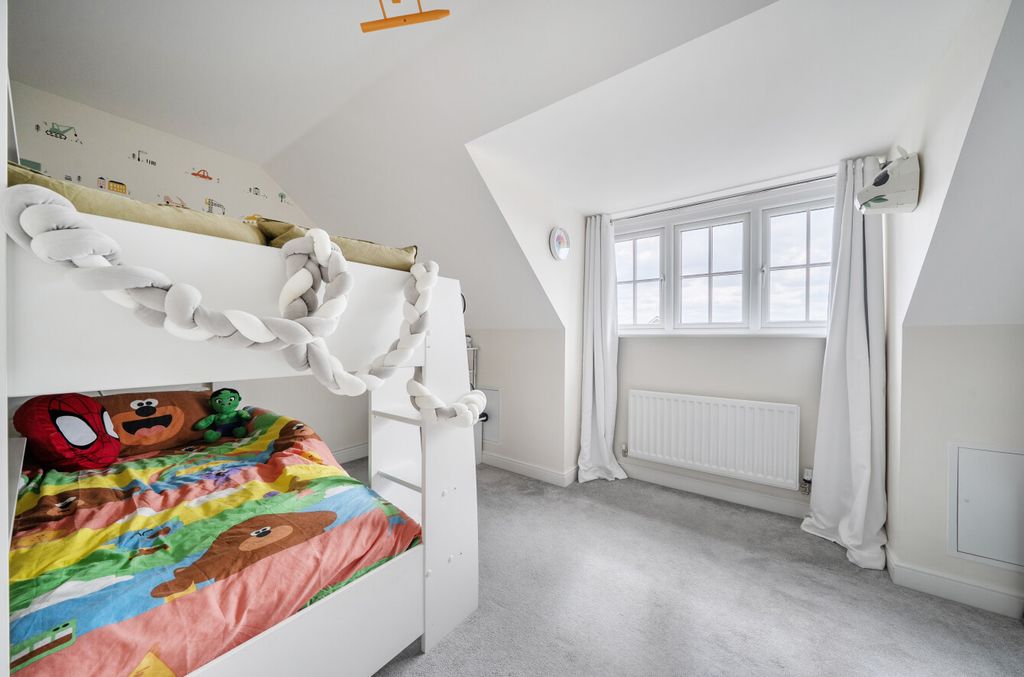 Additional image 24 of 4 bed semi-detached house for saleGalton Way, Warfield, Bracknell, Berkshire RG42