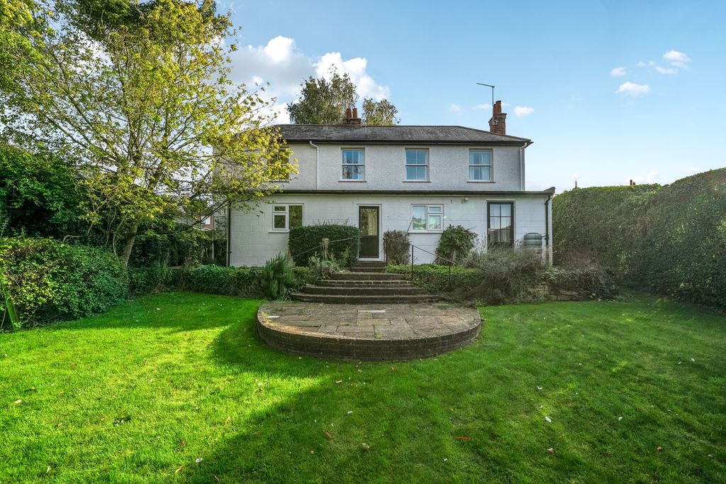 Property photo 2 of 20