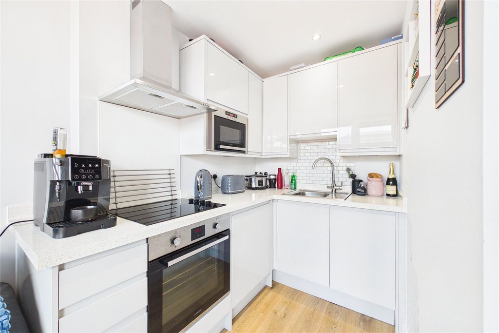 Property photo 2 of 5 Picture No. 02