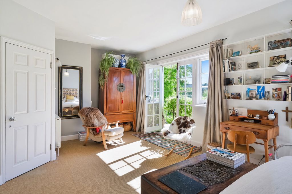 Additional image 13 of 5 bed semi-detached house for saleBluehouse Lane, Oxted RH8