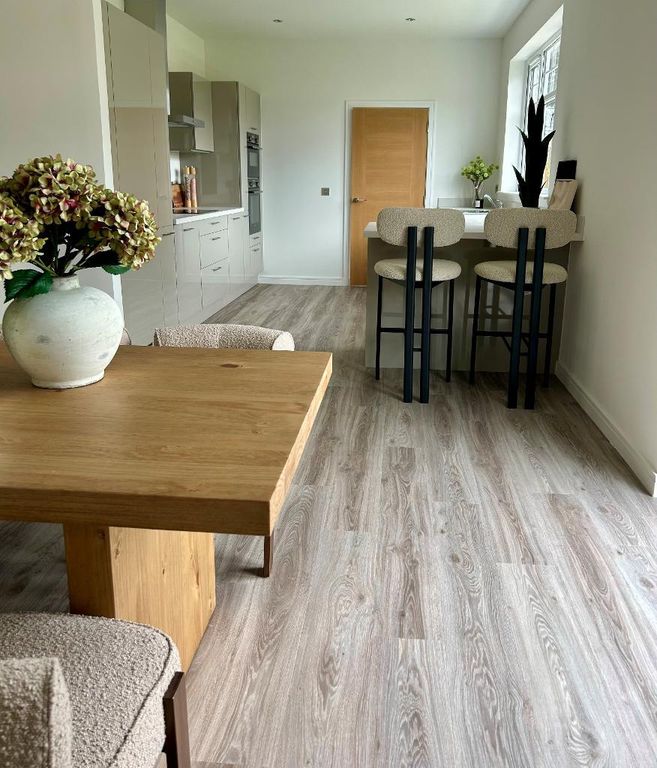 Property photo 2 of 5 Photo 2