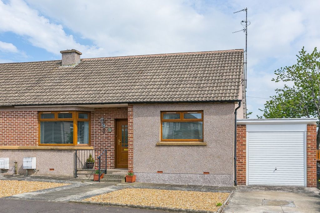 Property photo 1 of 30
