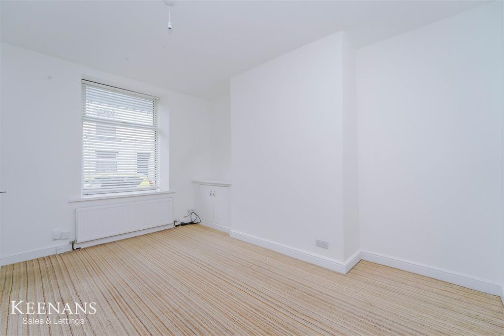 Property photo 2 of 17 2.Jpg