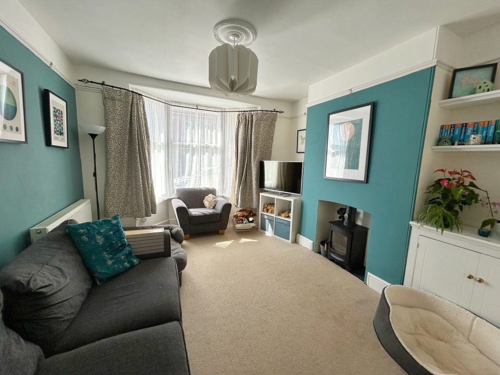 Property photo 2 of 12