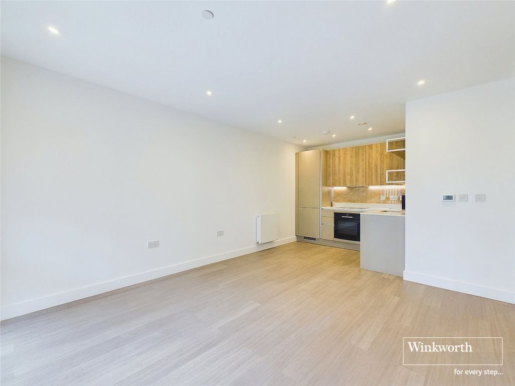 Property photo 3 of 16 Picture No. 25