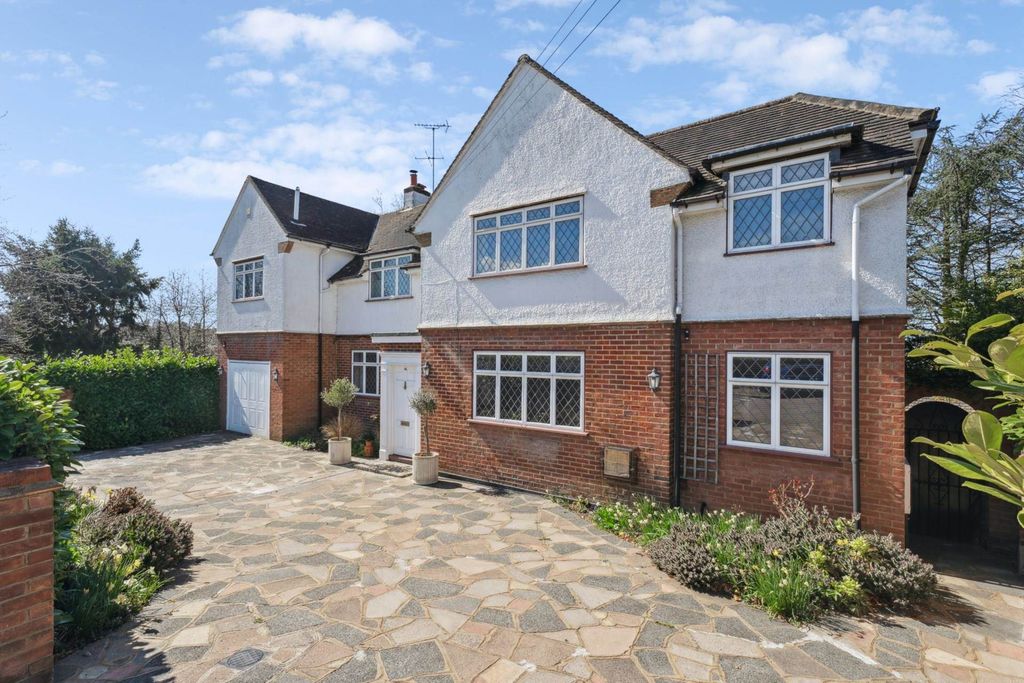 Property photo 1 of 22