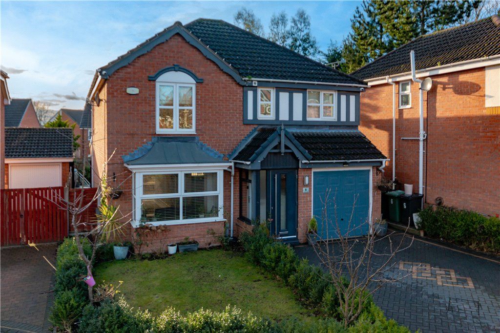 Property photo 1 of 19 Front