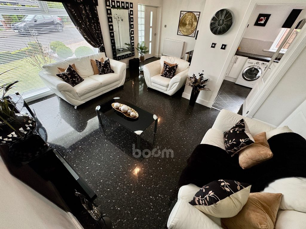 Property photo 2 of 31 Img_1933