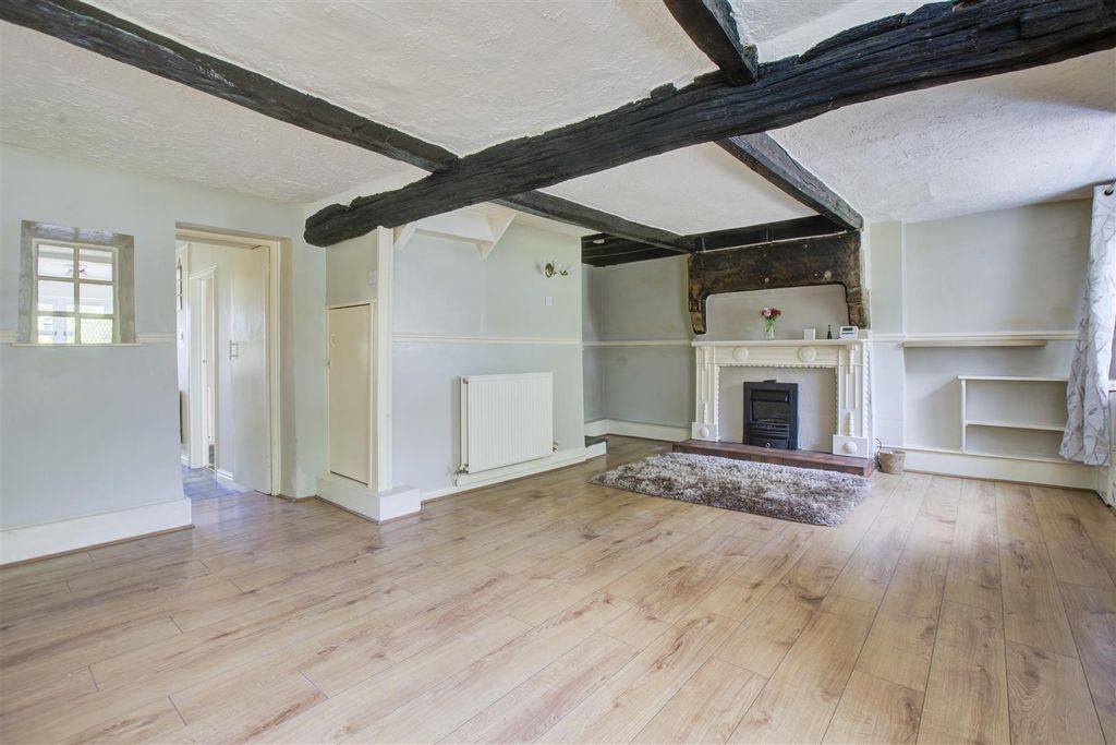 Property photo 2 of 35