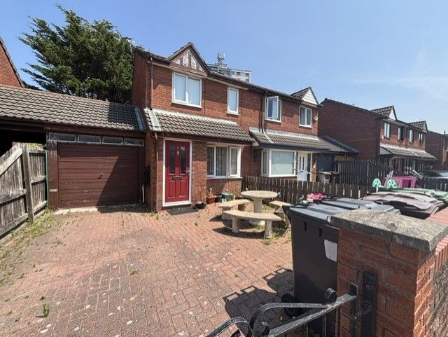Property photo 1 of 12