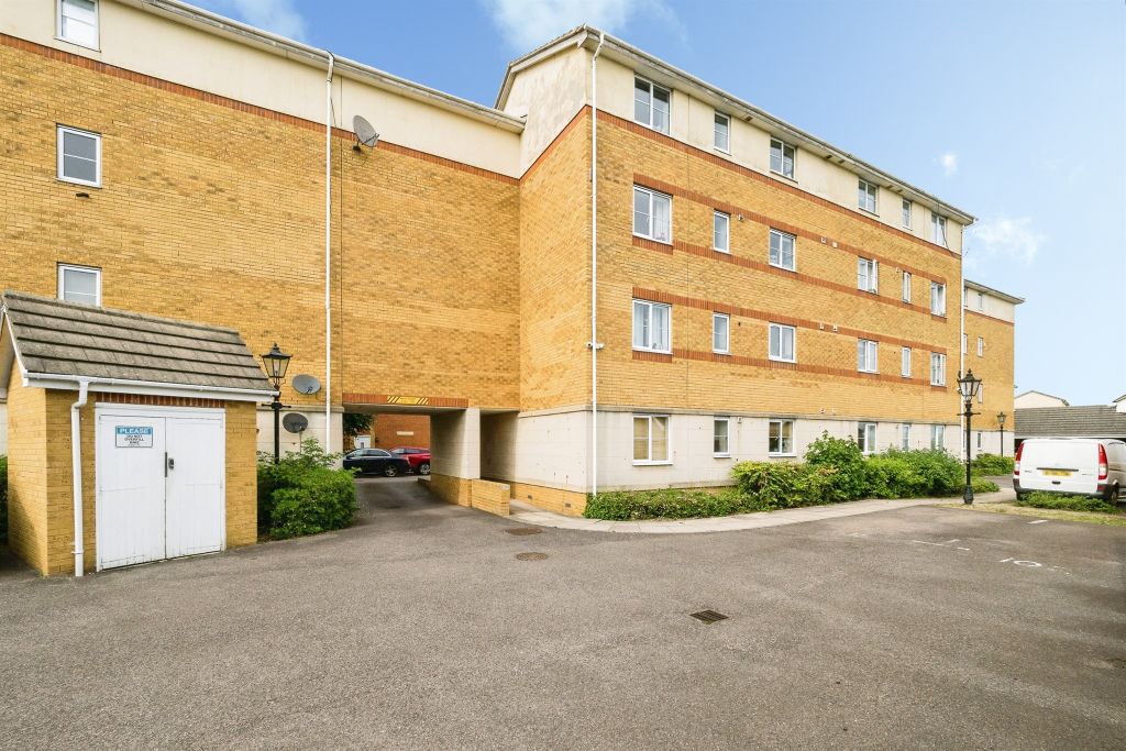 Property photo 1 of 17