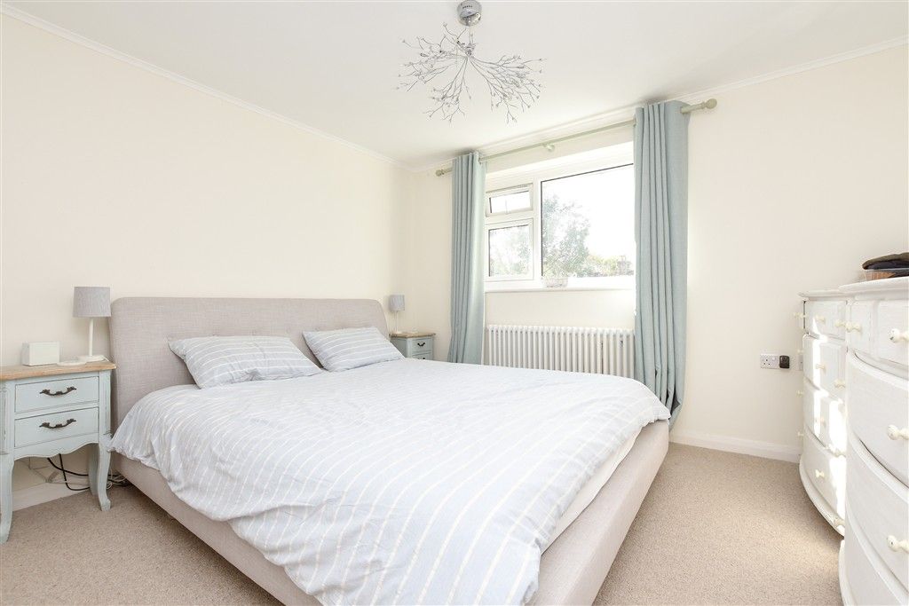 Property photo 2 of 14 Bedroom 1