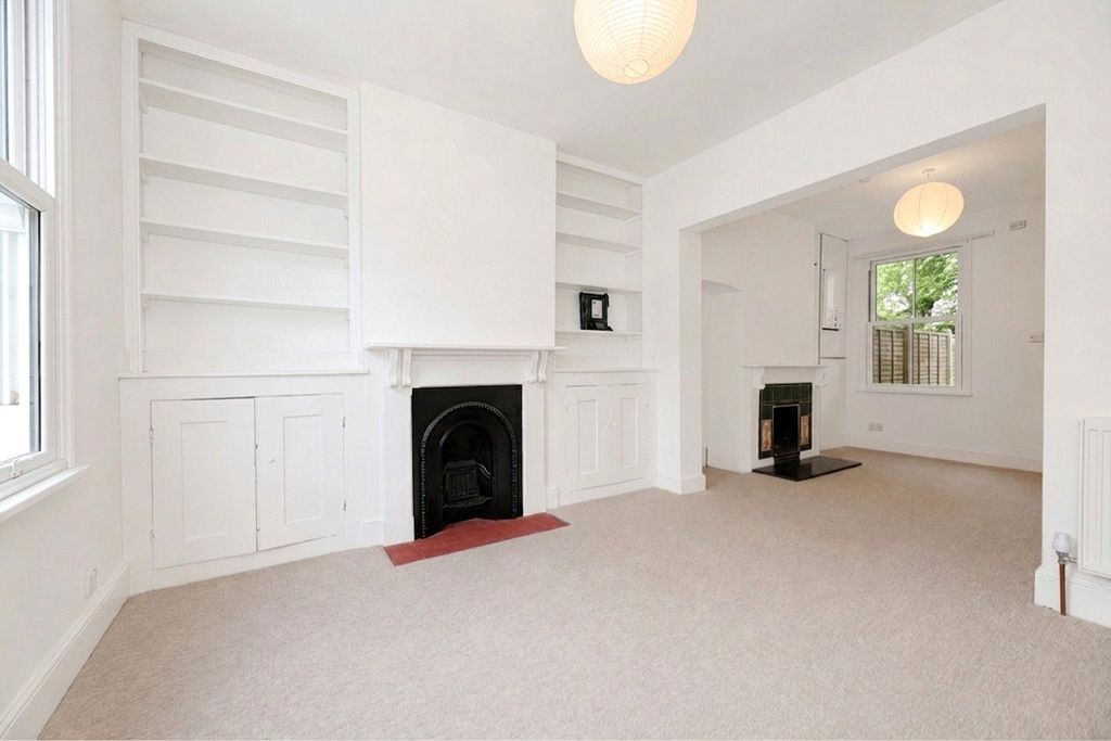 Property photo 3 of 11 Picture No. 16