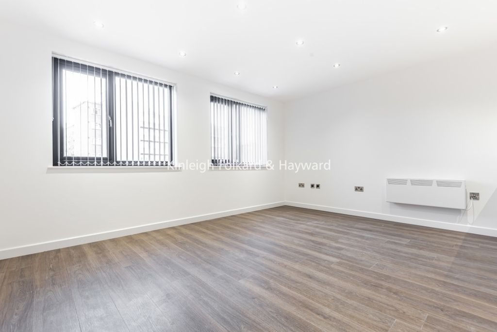 Property photo 2 of 7 A8Fc4F6c-Bc05-4d70-B