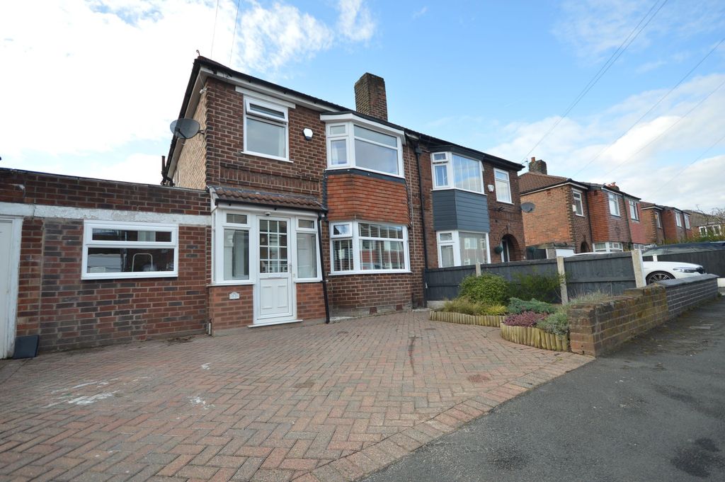 Property photo 1 of 41