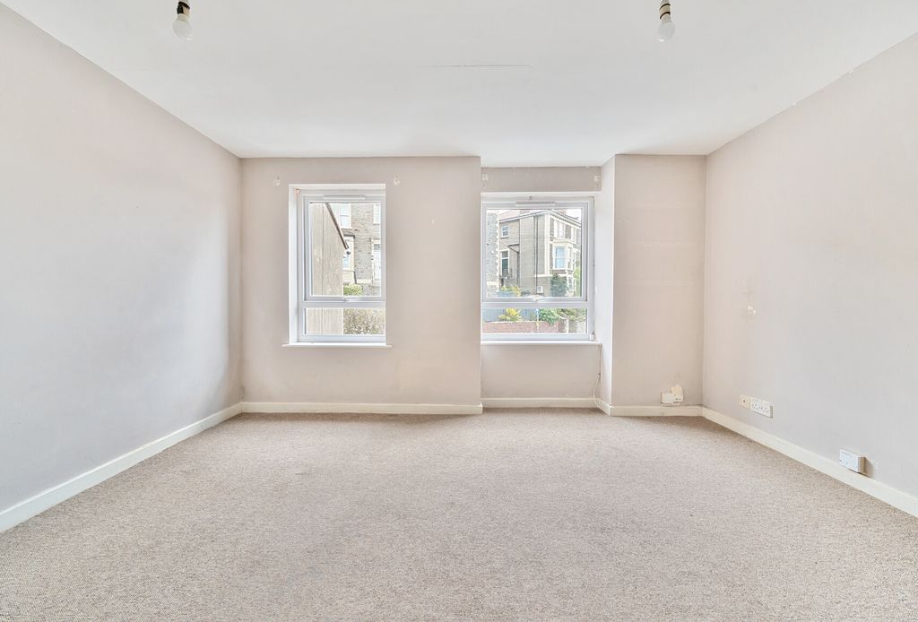 Property photo 1 of 18 1281002 (2).Jpg