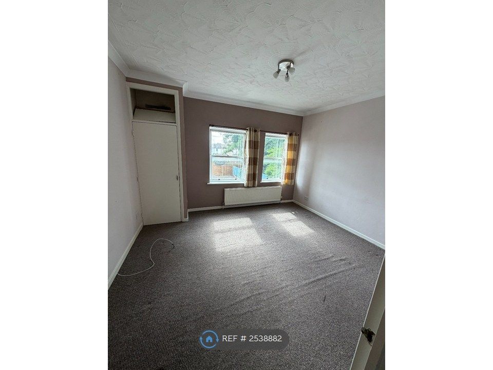 Property photo 1 of 4