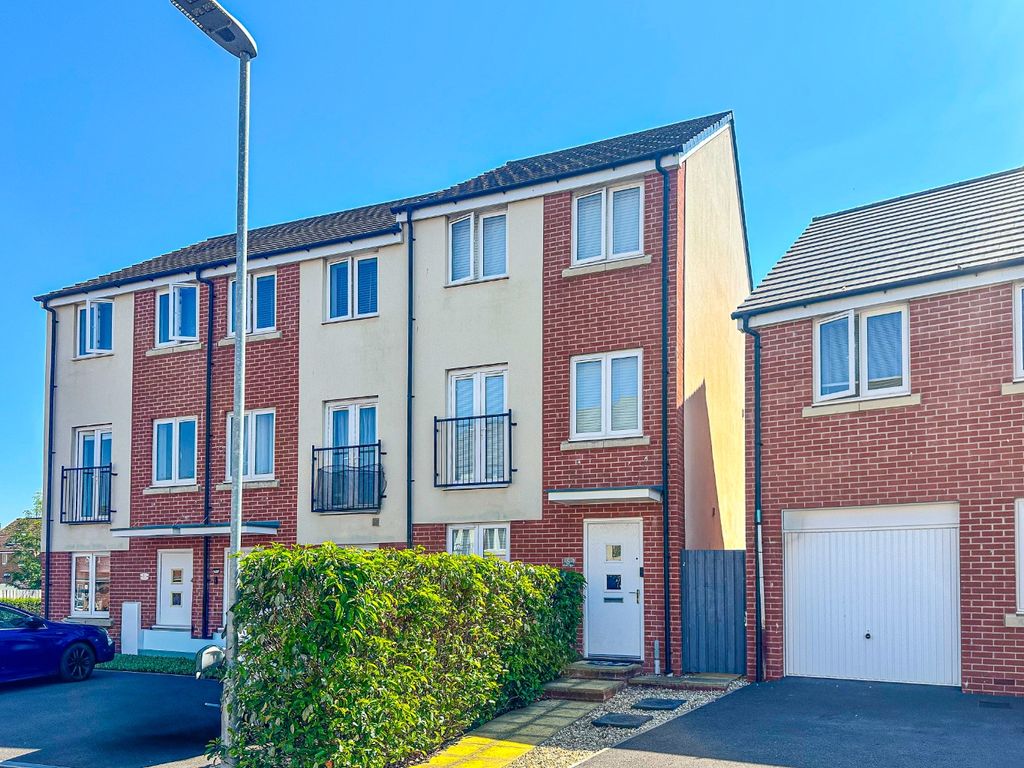 Property photo 1 of 19 4653960