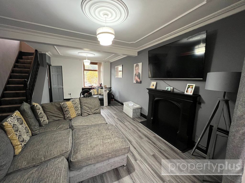 Property photo 3 of 13 Picture No. 14