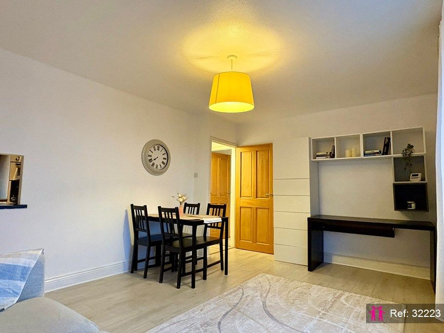 Property photo 2 of 22