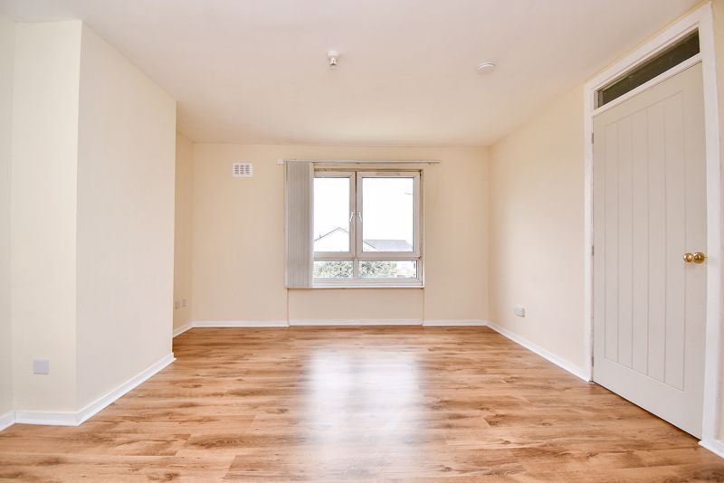 Property photo 2 of 13 Lounge Angle 1