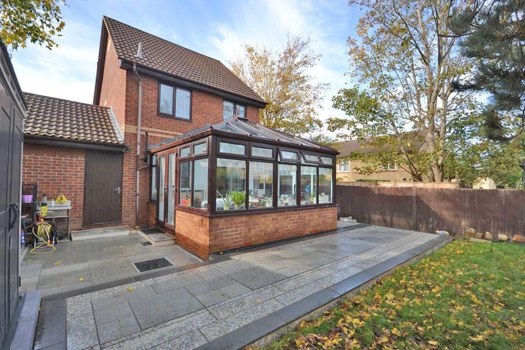 Property photo 2 of 16 Garden