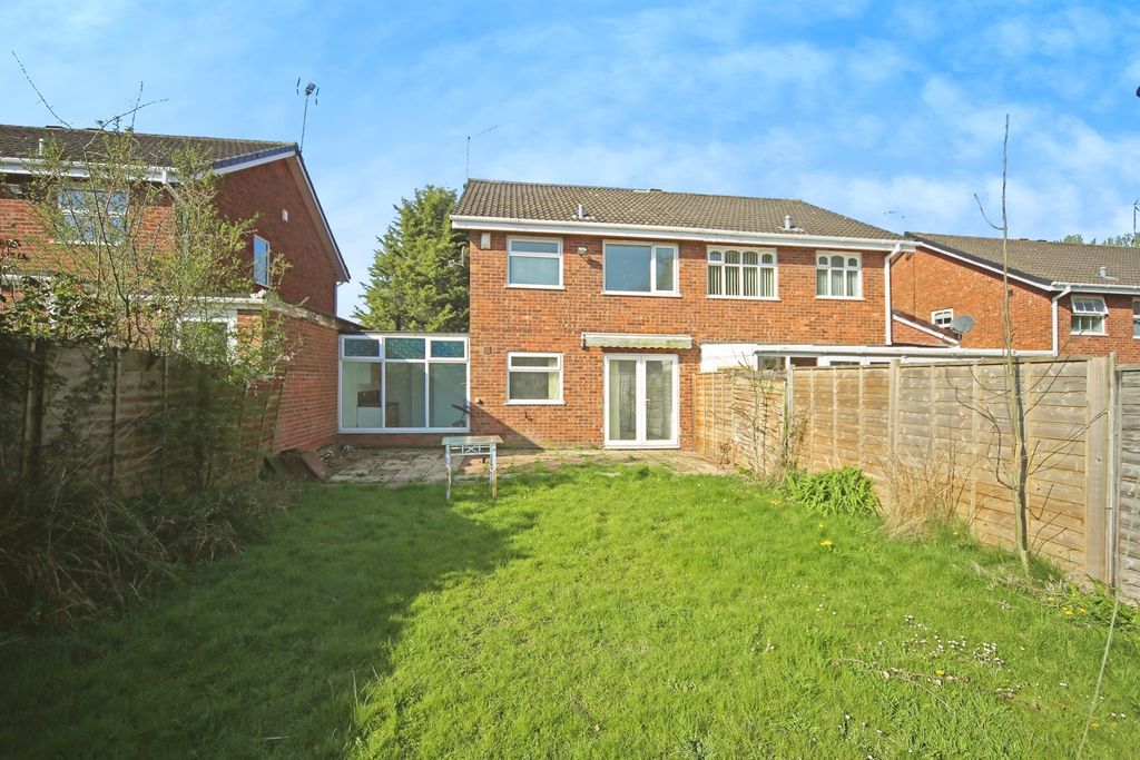 Property photo 2 of 17