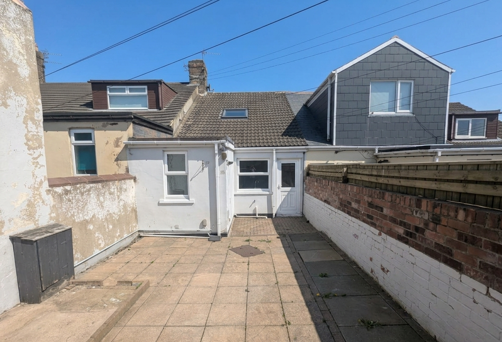 Property photo 2 of 14