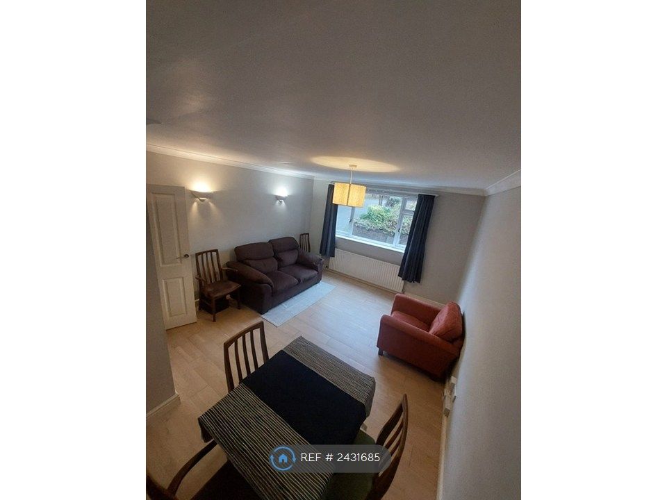 Property photo 2 of 12 Living Room