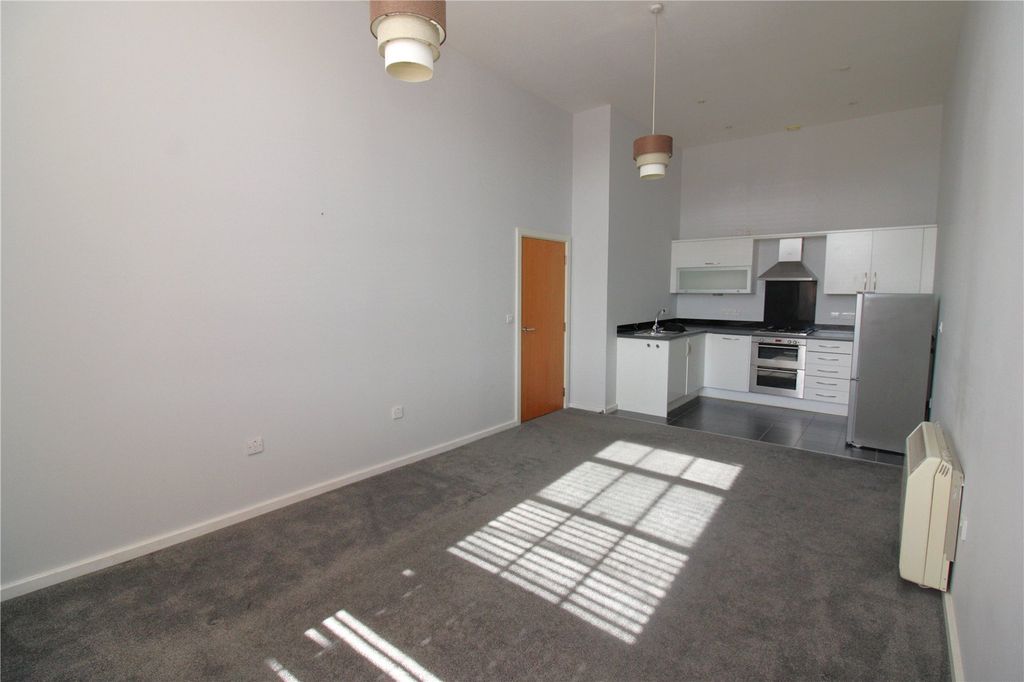Property photo 2 of 12 Picture No. 09