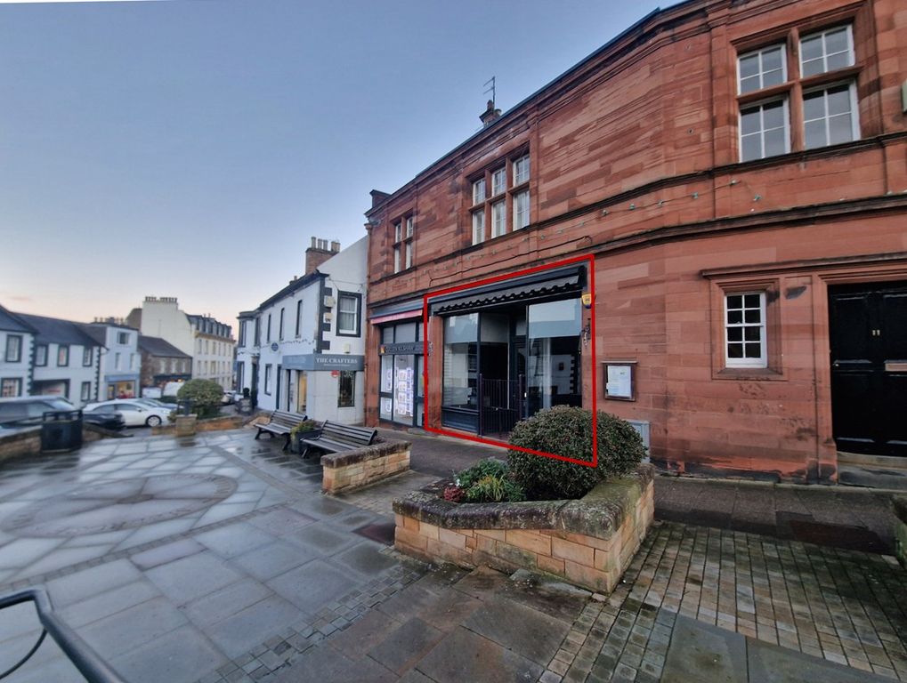 Property photo 3 of 17