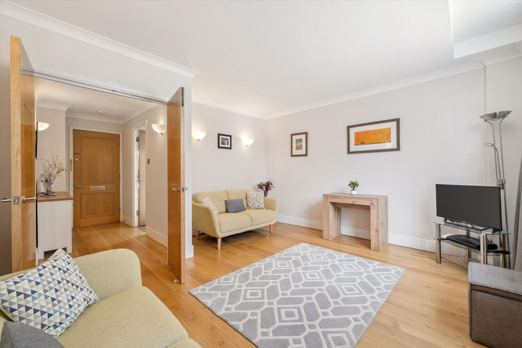 Property photo 1 of 16 Image