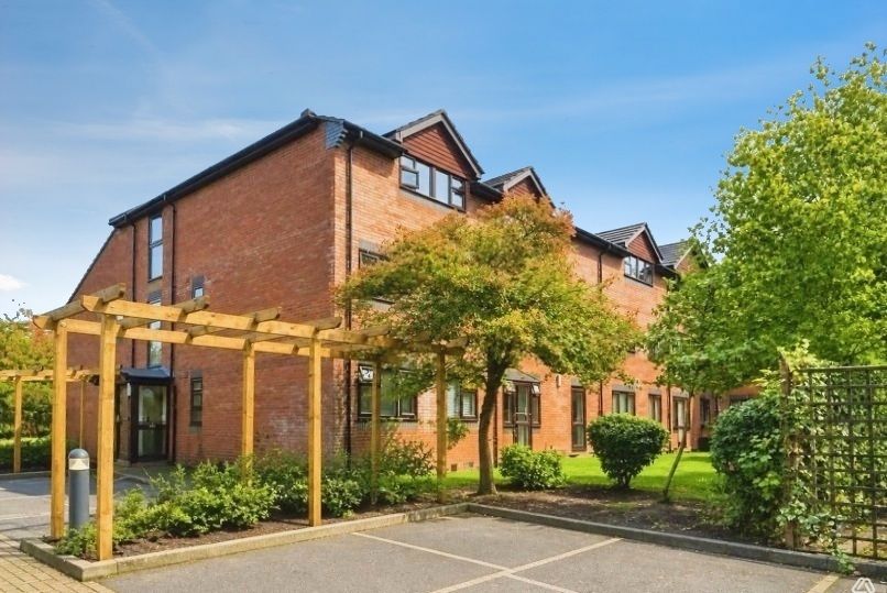 Property photo 1 of 11 Pbox-Img.Jpg
