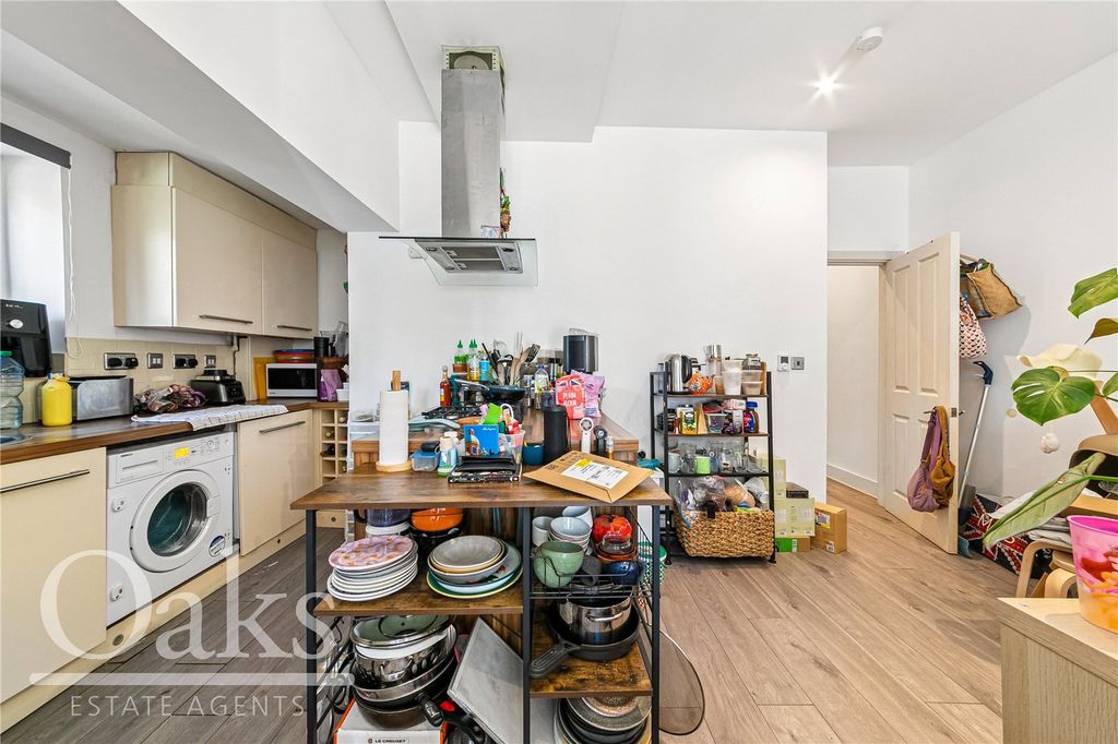 Property photo 3 of 9 Picture No. 09