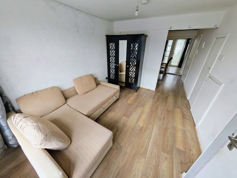 Property photo 3 of 13 Photo 5