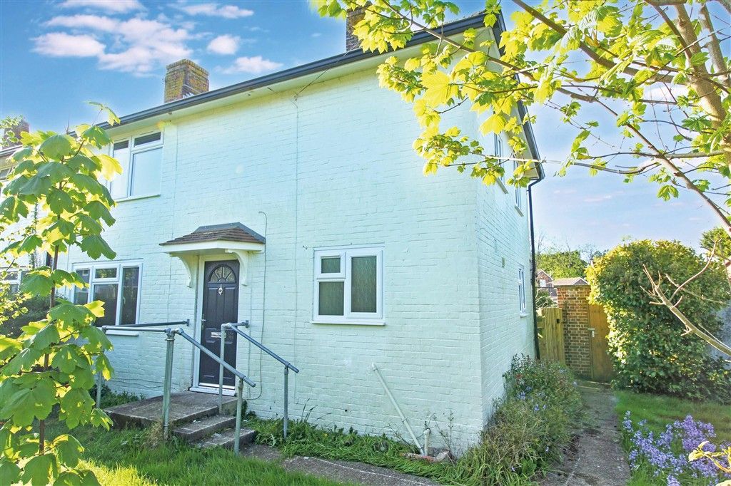 Property photo 1 of 5