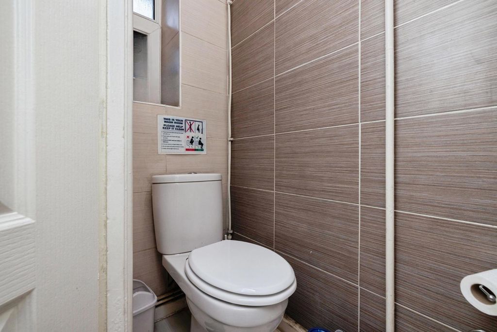 Property photo 2 of 9 Pbox-Img.Jpg