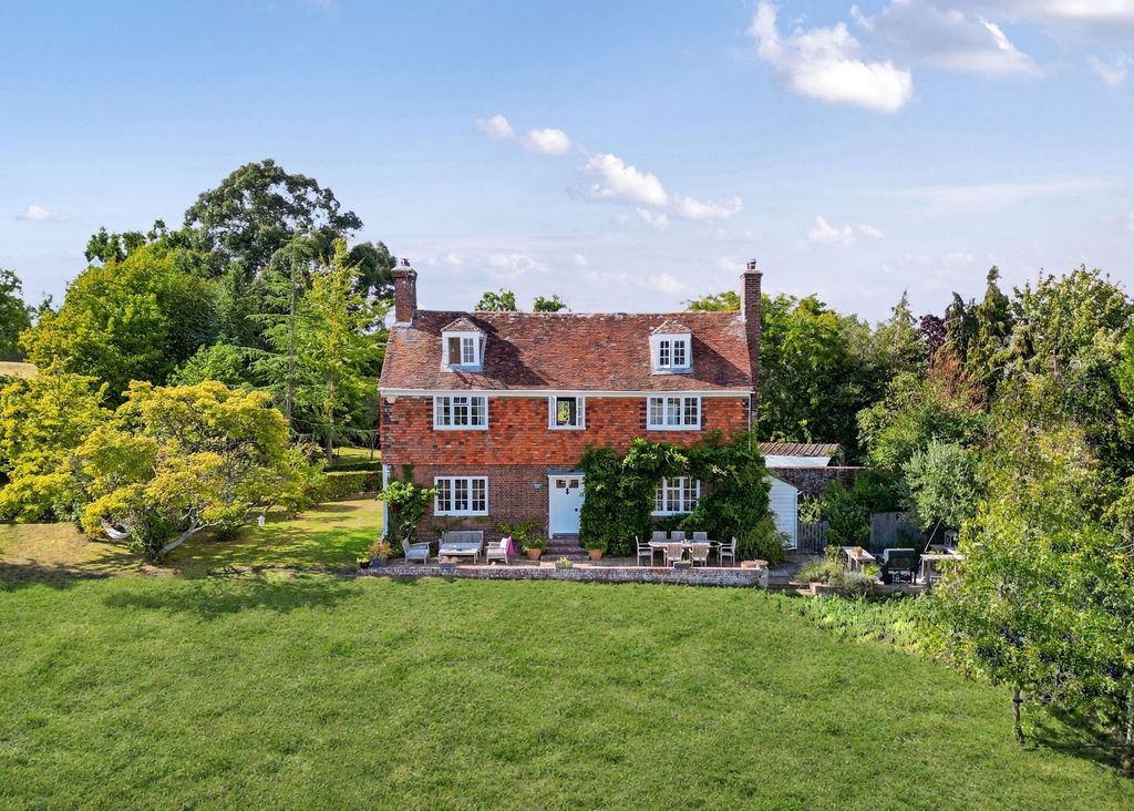 Property photo 2 of 35 Huggits Farm - South Elevation